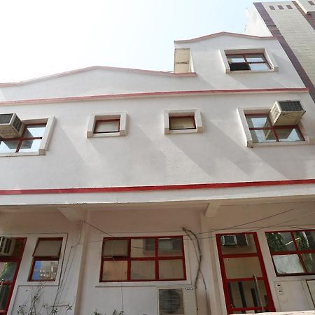 Oyo 8253 Golden Heights Hotel Ню Делхи Екстериор снимка